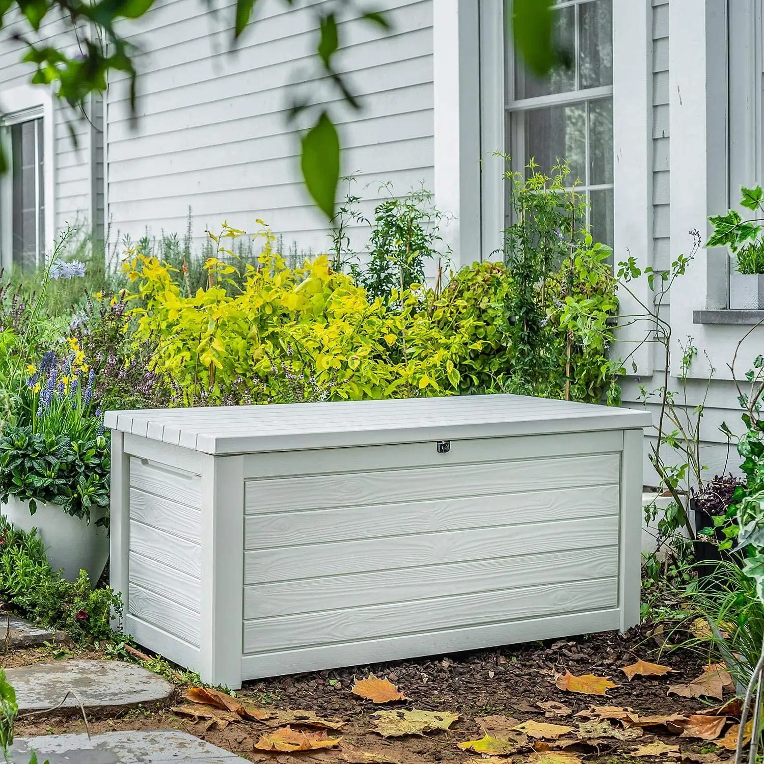 165 Gallon Weather Resistant Resin Deck Storage Container Box Outdoor Patio Garden Furniture. White