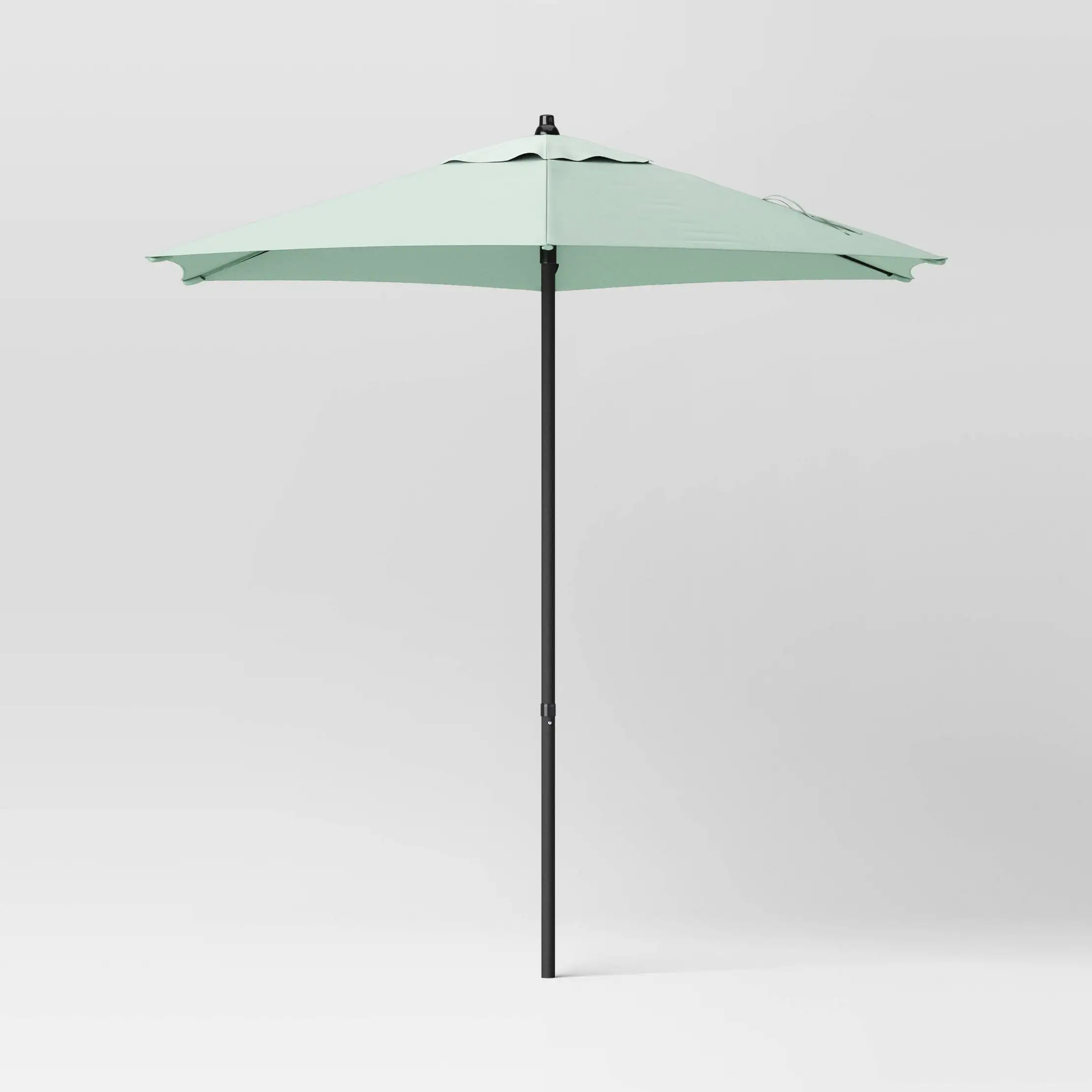 7.5' Round Outdoor Patio Market Umbrella Mint