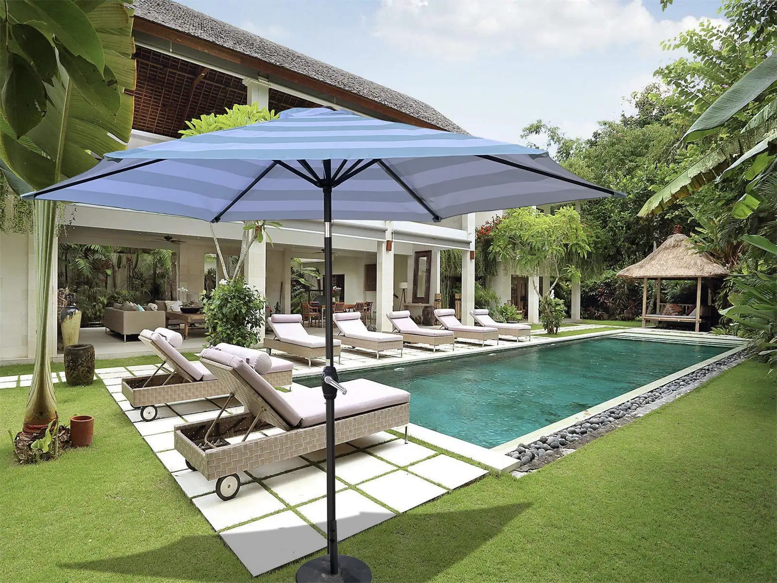 9FT Outdoor Patio Umbrella. Outdoor Table Umbrella with Crank and Push Button Tilt. Yard Umbrella for Garden. Pool. Backyard. Balcony. Deck