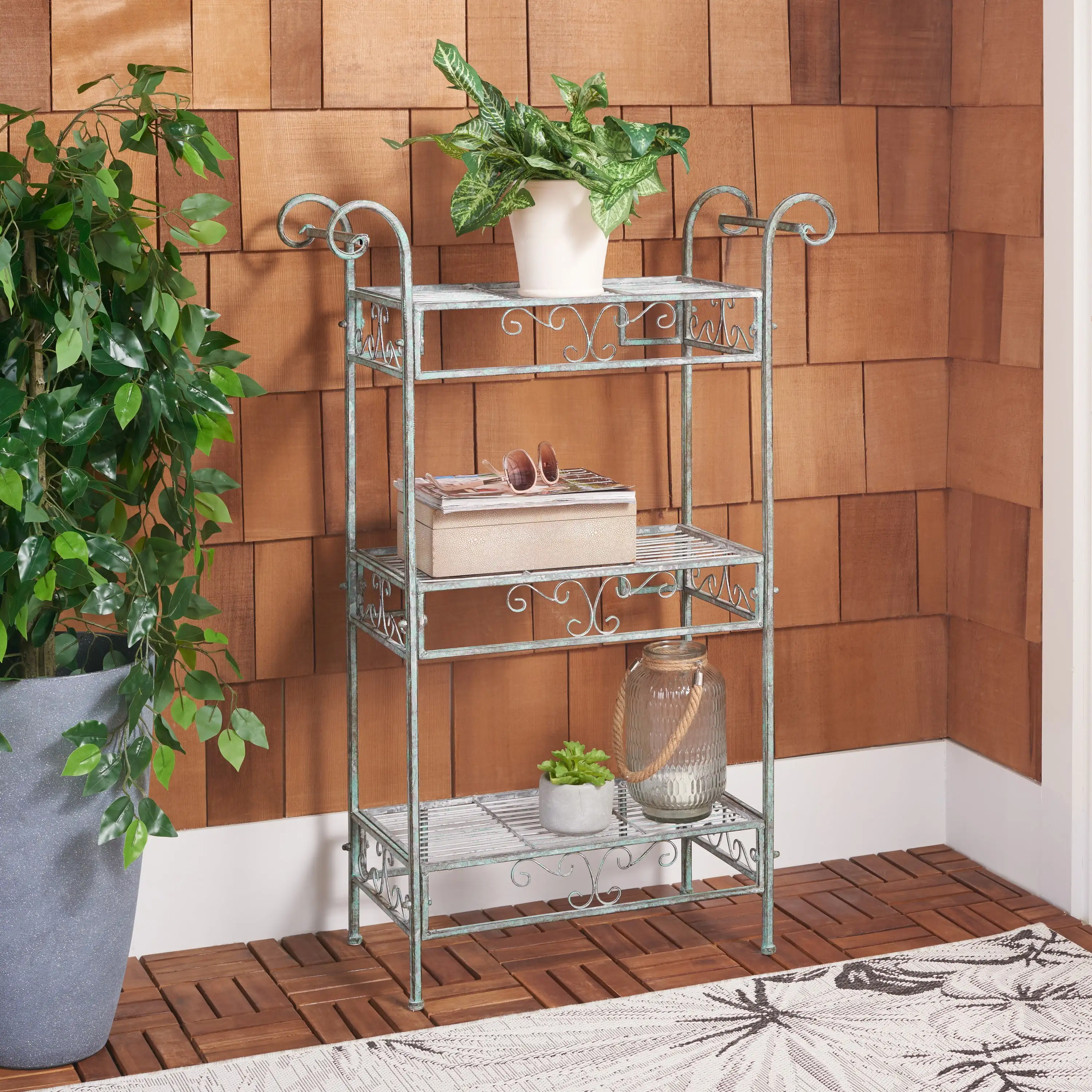 SAFAVIEH Noreen Contemporary Outdoor Patio 3 Tier Shelf. Antique Green